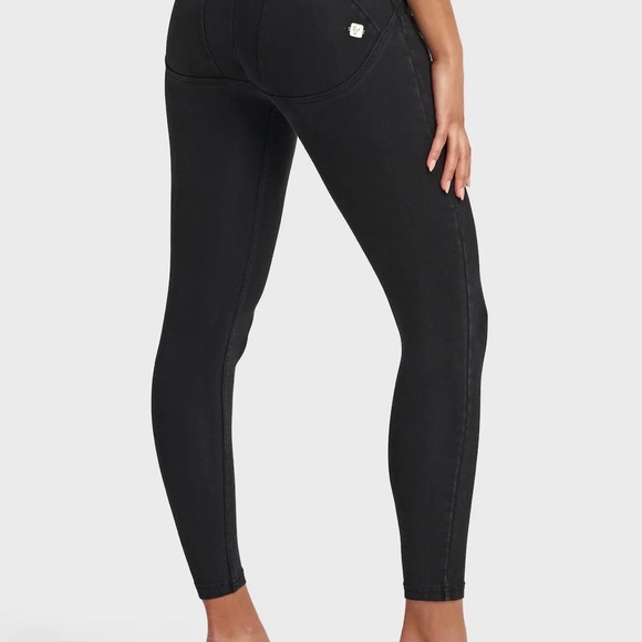 FREDDY STORE| WR.UP® Denim With Front Pockets| Large - Picture 4 of 15